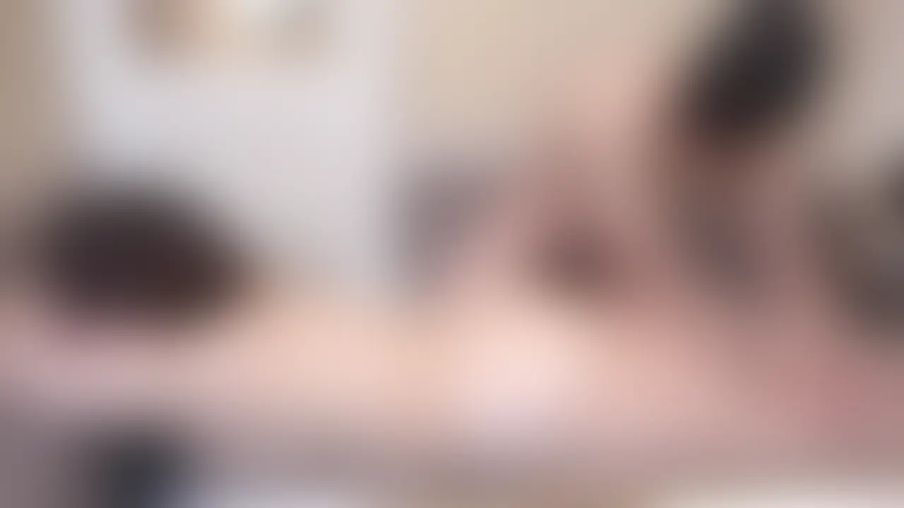 しばらく更新ができず本当に申し訳ありませんでした🙇♂️
ぽちゃかわ爆乳ちゃんとマット付きのお風呂でぬるぬるローションプレイを楽しんでみました
ふわふわ柔らかくてぬるぬるで最高ですね…!!
【収録内容】
ぬるぬるローションプレイ
玩具責め
ベロチュー
別アングル
【動画情報】
21分 (2/2)