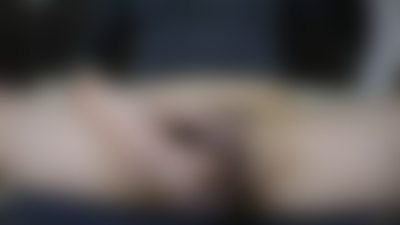 湧き出る我慢汁を活用し、ぬるぬる亀頭オナニー。、、、はやい。 sample 1