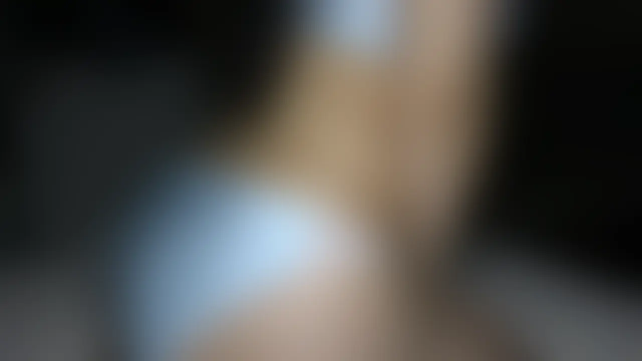 【フェラ抜き個人撮影】ニナちゃん
フェラ上手な女たちのザーメンぶっこ抜き個人撮影スマホ撮りコレクション。肉棒を隅々まで舐めまくるねっとり愛撫、スケベな音を響かせながらのバキュームノーハンドフェラ。頬を凹ませチンポに吸い付くエロすぎるオナホ顔。超濃厚な舌技でアナルをベロベロに舐め回してくれる変態女も・・・。えげつないテクで精子を搾り取る極上フェラチオ奉仕。 (2/2)