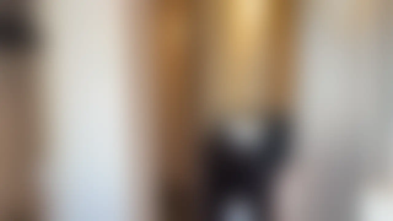 【舐め犬奉仕】28歳教育機関勤務(S様)にたっぷり使っていただきました
●初連絡のメール(一部抜粋)
>
>ブログと動画を見ました。
>仕事では常に冷静に振る舞っていますが、プライベートでは性欲が強く、淡々と道具を使って処理するのが習慣です。
>
>彼氏はいませんが、過去の経験から男は目的別に使い分けるのが効率的だと考えています。舐め犬のようなものは、ただの性処理道具として割り切って使いたい。
>
>お試しで一度使わせてください。問題なければ継続します。
>
>
メールのやり取りさせていただいて、プライベートでは感情をほとんど表に出さず、淡々と男を道具として扱うのがスタイル。仄かな見下しが言葉の端々に滲み出ていて、それが逆にゾクゾクしました。
--------------------------------
教育機関勤務の冷静で淡々としたS様に、仄かな見下しと共に性処理道具として徹底的に使われた至福の屈じょくでした。
またお呼びいただけるよう精進します。
M男/クンニ/SM/痴女/舐め犬/女王様 (2/2)