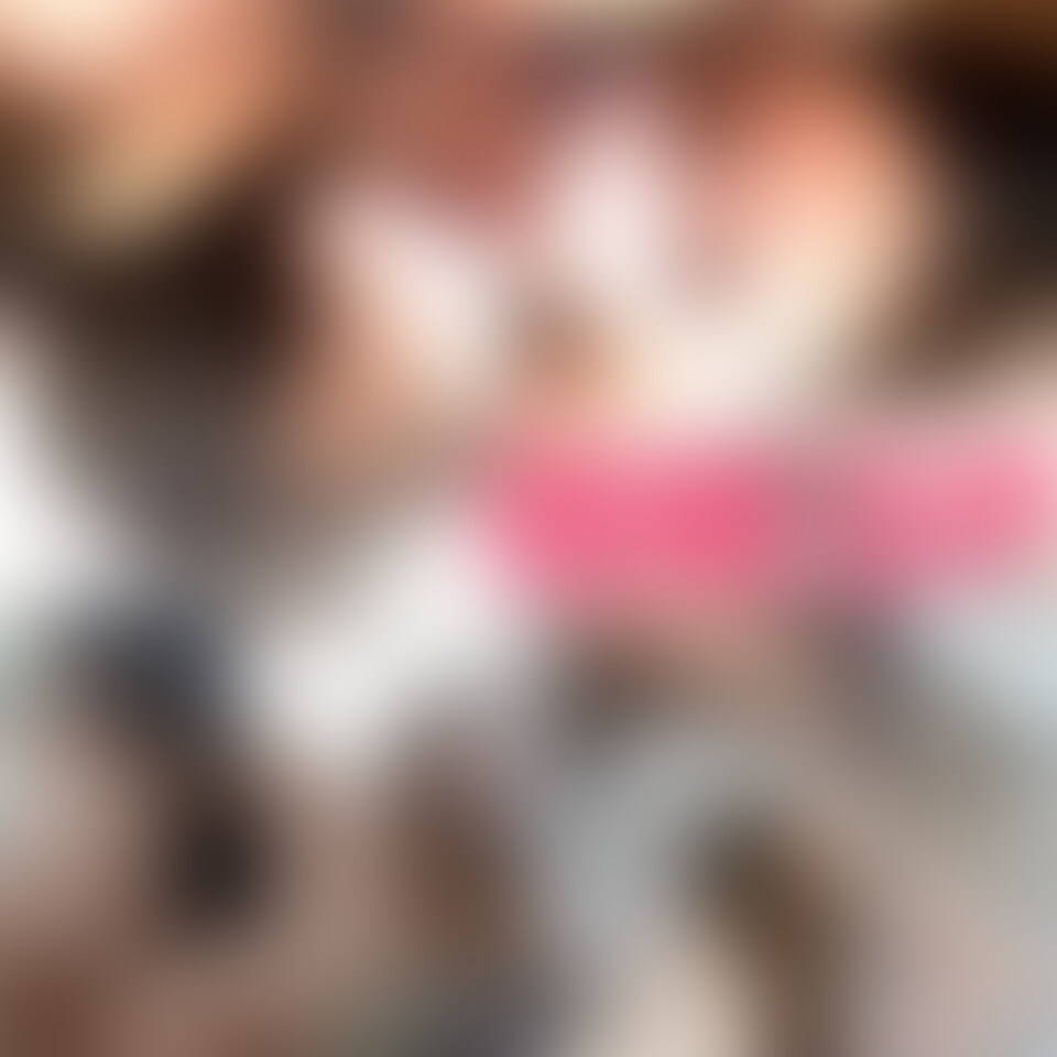 極上ハーレム3P！極上美人と可愛いこの同時4点責め、Best３Pでイキ狂いの嵐…2人交互挿れまくり！３人同時キス、絶頂へ…『個人撮影』個撮オリジナル４０３人目

3P

ハーレム

中出し

極上の3P

綺麗系と可愛い系の2人が3P初撮影

おっさんの体が持つのか心配になってきました

存分に責めて責められを体感しようと思います！！

まずはシャワー4本の手で洗ってもらいます

軽く乳首舐めとWフェラ…もうたまりませんが

まだまだこの先が長いので控えめにしておかないと…

シャワーを上がり、キスから始まりますが

右を見ても左を見ても美人

まるで王様になった様な気分…

1人に乳首舐めしてもらいながらもう1人にフェラしてもらう

これ以上の贅沢があるのでしょうか！！

そしてWフェラから当然1人づつイラマチオ

この非日常感はたまりませんね…

ジジイのアソコも早く挿れたくて我慢出来なくなってきました

バックで突きながら乳首を舐めてもらい気持ち良さも2倍

1人に挿れたら次は別のアソコに再び挿入

2人とも締まりが良いのでジジイも最高潮に

騎乗位、正常位と突きまくり

2人共当然3Pは初体験ですが途中何度もデカチンにイキまくり

最後は中出し…3人共、燃え尽きる様に完全燃焼

やはり3Pは男の夢ですね…

最高の時間でした！！ (2/2)