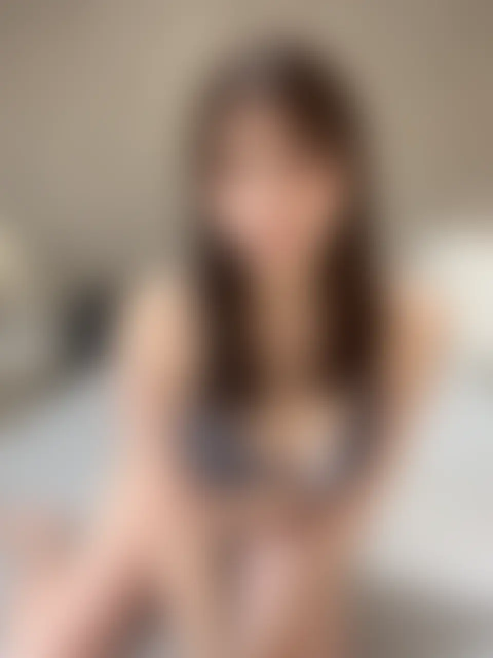 りい@えっちなお姉さん「【パープルレース下着♡アヘ顔あり】 ここ2-3日で36時間ご飯食べれない時間あったくらいバタバタだった💦それにより7月毎日更新の目標が早くも絶たれた...😵‍💫」の投稿サムネイル