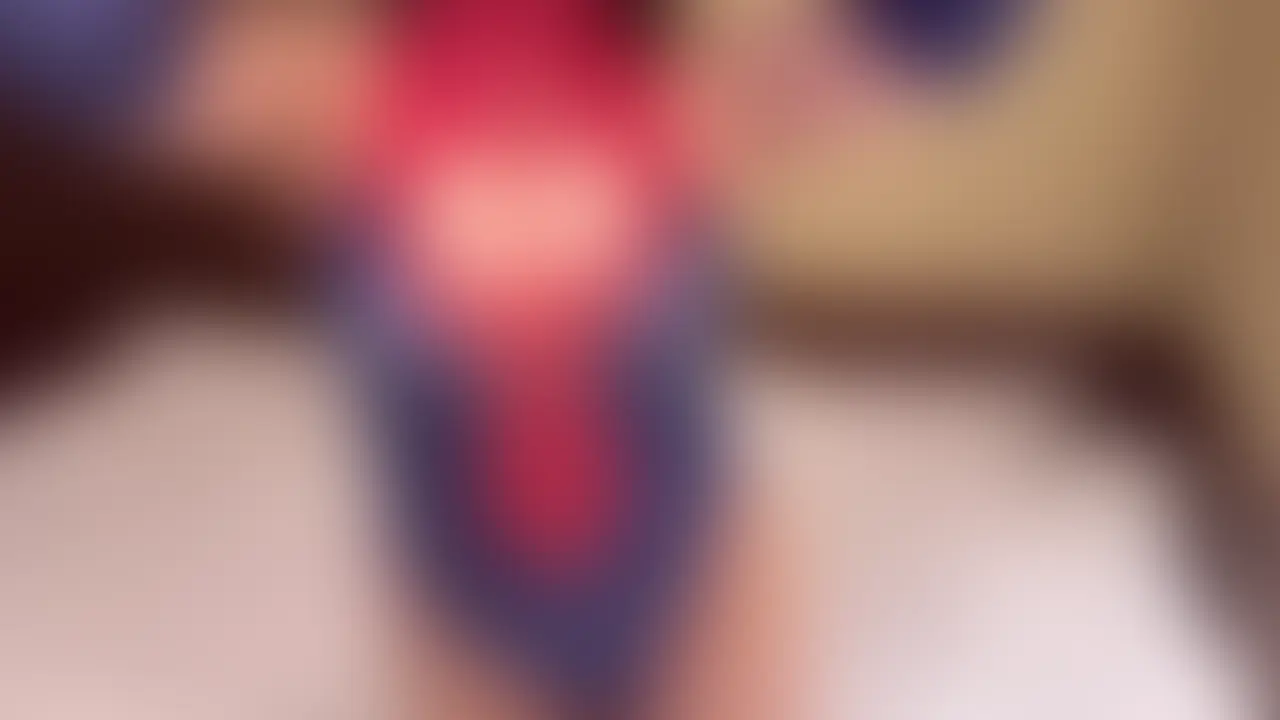 巨乳ヒーロー爆誕

メンエス嬢の顔も持つ彼女のテクニックに翻弄されるにくまる。
オイル手コキで骨抜きにされ、ジュポフェラで瀕死寸前。
けど、挿入したら、ちんぽを前に屈してしまう彼女。すぐにイっちゃって戦闘不能⁉︎

終始楽しい雰囲気のセックスでした♡ (2/2)