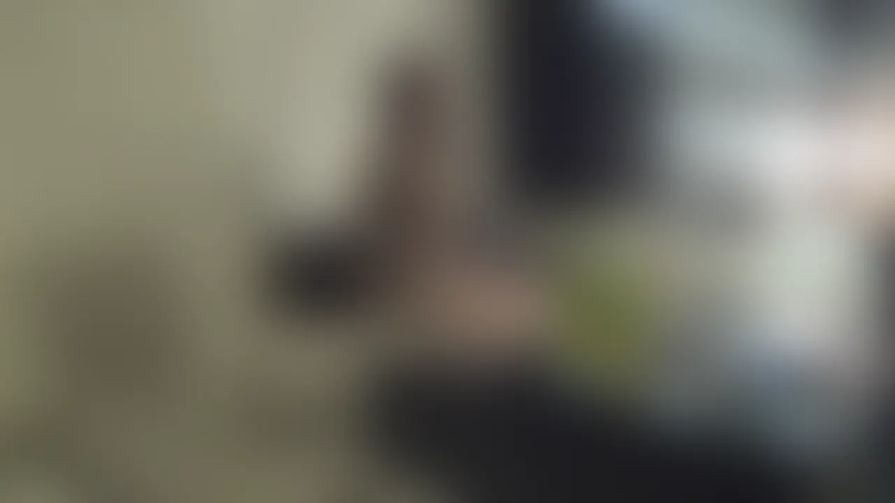 ★Fカップ巨乳美容部員 ドMな淫乱顔で本気イキの美女に生ハメ中出し交尾
出会い系アプリで超絶美人でめちゃくちゃ淫乱な美容部員のお姉さんと知り合いましたw
セクシーでゴージャスで魅力的な美容部員のSさん(25歳)
いい匂いのしてきそうなエロいフェロモン漂いまくりの美女です!
今回は私の理想のセクシーで魅力的な美容部員のお姉さまとの生ハメ中出しセックス動画ですw
セクシーなタイトミニのワンピースが似合い過ぎるSなさん・・・。
隣にいるだけで超いい匂いがしてきます!
Fカップのムチムチの胸を触っていき興奮を抑えきれずれいなさんのスレンダーボディーを思いきり抱きしめ濃厚なキス!!
濃厚なキスで興奮が抑えられなくなったのか・・・切ない目で私を見つめながら
勃起チンポにもキスしてくる美人美容部員ガマンの限界といった感じで硬くなったチンポにしゃぶりついてきますw
硬いチンポが愛おしくてたまらないという感じのいやらしすぎるフェラチオにますますチンポが硬くなっていきますw
~TバックのHなパンティーを脱ぎ捨てて派手なネイルの細い指で自らクリトリスをこねくり回しますw
美人なのにかなりの淫乱です!!
イクまでオマ●コを舐めあげてから硬くなったクリトリスを刺激!オマンコからいやらしいお汁をじゅるじゅる垂れ流してイキまくりですw
オチンポくださいポーズのお姉さまに正常位で挿入~膣奥までリズミカルにピストンしてからの激しい激突きピストンw、
騎乗位で自らちんぽに跨りいやらしく腰を振ってクリトリスを押し当てくるSさんwクリトリスを押し付けてきて貪欲にオーガズムを求めてきます。
さらに四つん這いのワンワンスタイルでバックからピストンしまくると何度も貪欲にイキまくりますw
最後は正常位で思いきり極上オマ●コを堪能して膣奥深くまで精子をドクドクと射精しちゃいましたww
イヤラシ過ぎるSさんの魅力に完堕ちでしたww (2/2)