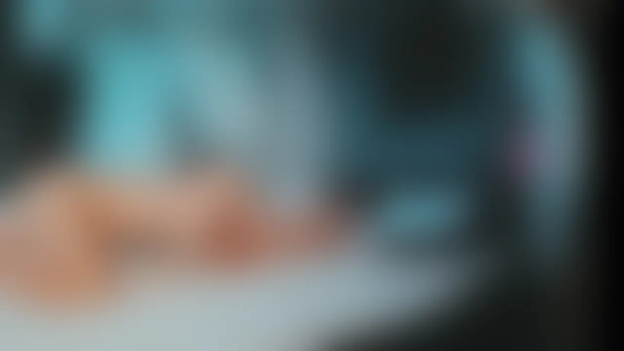  Skin_To_Signal「TRANSMISSION 04 から切り出した静止画を10枚置いています。」の投稿サムネイル