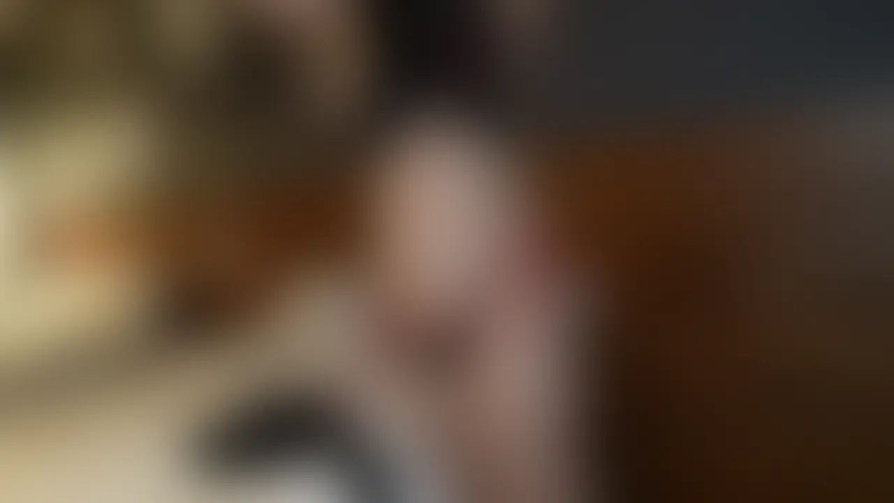 おっぱいもお尻もデカくて"ごめんなさいセックス"が大好きな女子大生と濃厚密会してきました。
「普通のえっちに飽きてきたからコスプレ着てバチボコにして欲しいです」というお誘いがきたので、悪魔ちゃんコスプレを着せていちゃボコセックスで分からせてあげました。
最後は、しっかり子宮の奥に中出ししちゃいました、、、 (2/2)