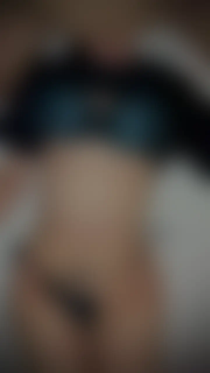 【第2弾追加買い取り!】
第1弾はこちら↓
https://mfco.link/t4H8ClUK
歌舞伎町のナンパ師からハメ撮り買い取りました。
女の子は大学1年生、清楚系の19歳。入学直後の4月にナンパ成功し、言いくるめてハメ撮りもしたとの事。見れば分かりますが身体つきはほぼ●校生の女の子です。
↓買い取り時の詳細です。
=======================
今回は歌舞伎町で女の子に声かけ。
しかし流石は歌舞伎の女達、声かけに慣れているのでガン無視。
見るからに見た目キャバ嬢の女の子に声をかけるも「店来るならいいよ」と強気。キャバクラで遊ぶ金あったら俺は素人の動画を買いたいんだよ!と叫びたいところを抑え、作戦変更。
女の子に無視されるなら同志である男はどうだろうか。
歌舞伎にいる男なんか全員ハメ撮り持ってるだろ(偏見)
早速ゴジラヘッドの下にいたイケメンに企画説明。
「代わりにお兄さんの持ってるハメ撮り見せてくれたら良いっすよ」
交渉成立だ。1番のお気に入りの動画を放出。
当時自分が大学のサークル合宿中に友達と酔って野外でした時のハメ撮り(いつかmyfansでも流すかも)
無事イケメンナンパ師からも合格点を貰い、ハメ撮りと女の子の情報を教えてくれました。
女の子は4月に入学したばっかりの大学1年生。
ホイホイ家まで着いて来たからそのまま好き放題したらしい。
この前まで無垢だった子が可哀想...(羨ましい)
もし自分に娘ができたら絶対歌舞伎には近寄らせたくねぇ...と感じた一件でした。 (2/2)