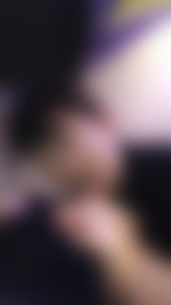 リアル都内S女@なな「ガッツリ顔舐めしてる最中👅 私ひどい顔してるから引かないでねw 舌はテリっとしてていい感じ♡」の投稿サムネイル