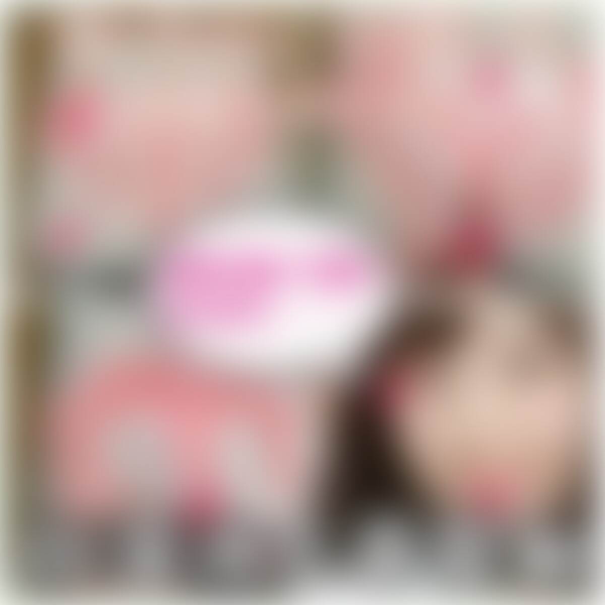 お肌ツルツルで可愛い23歳のめいちゃん。
誰にでも優しいめいちゃんは、おじさん達にとても可愛がられています。
もちろん私も女子休憩室に置いてある、めいちゃんの置き下着を毎回可愛がってあげています。
今日、女子休憩室から持ち出しためいちゃんのこのピンクのパンティーも凄く可愛くて、彼女が穿いたら凄く似合っていると思います。
クロッチにはしっかりめいちゃんの出したオシッコやオリモノの濃いシミが黄色くなっており私の股間はすでにガチガチ。
本当であればこのパンティーを穿いているめいちゃんの足を広げて、パンティー越しにべろべろとクンニしたいところですが、もちろん無理な話です。
じっくりと自分がオナニーするために撮影し、少しだけマーキング。
本当は観察だけの予定でしたが、クロッチに付いた自分の我慢汁のシミを見たら
『私の我慢汁が可愛いめいちゃんのパンティーを濡らしている！』
と変態的思考で歯止めが効かなくなり、欲望のままにめいちゃんの可愛いパンティーに肉棒を擦り付け、最後はクロッチに大量にぶっかけ！！
めいちゃん最高に気持ち良かったよ。
これからもめいちゃんの下着を精子だらけにしてあげるね。 (2/2)