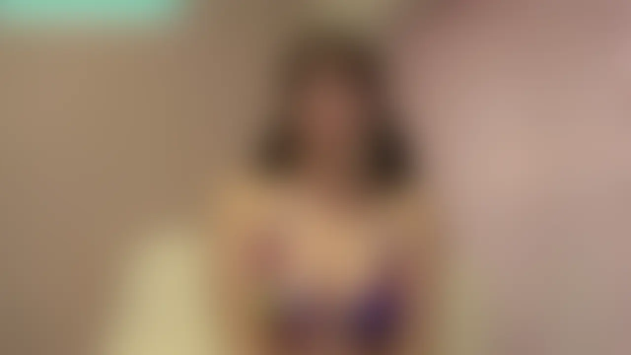 いつもありがとうございます🐸
欲求不満なU●er配達員あむです💕
おっぱいウィーク2本目は、ただただあむが水着を着ておっぱいを見てもらおうと思います💕
あむといったらやっぱりおっぱいだよね?✨
「あむのおっぱいをじっくり見たい!」っていうリクエストがDMに届いていたので、見てほしいなって思って撮ってみました💕
自分のおっぱいをこんなによく見るのは初めてかもしれない🫣
みんながリクエストしてくれた動画も、たまに撮るからコメントやDMで教えてね?💕 (2/2)