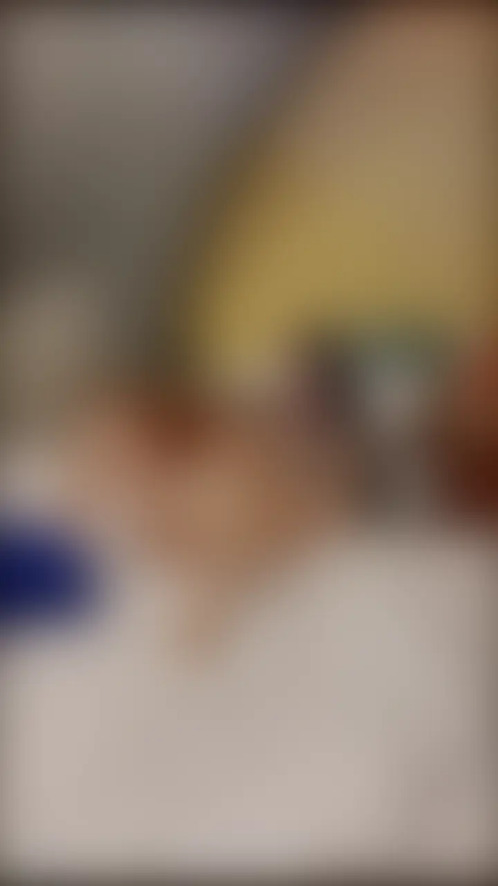 さら様の舐め犬奉仕、ア○ル舐めです✨
わたしのこと気持ち良くさせることが出来て良かったね~💕
嬉しいでしょう✨
くっさいア○ルまで舐めさせられて幸せってわかってるよね🫶
ほら、最後までしっかり役にたってね🥰
~~~~~~~~~~~~
2アングル分の動画です
22:01秒 (2/2)