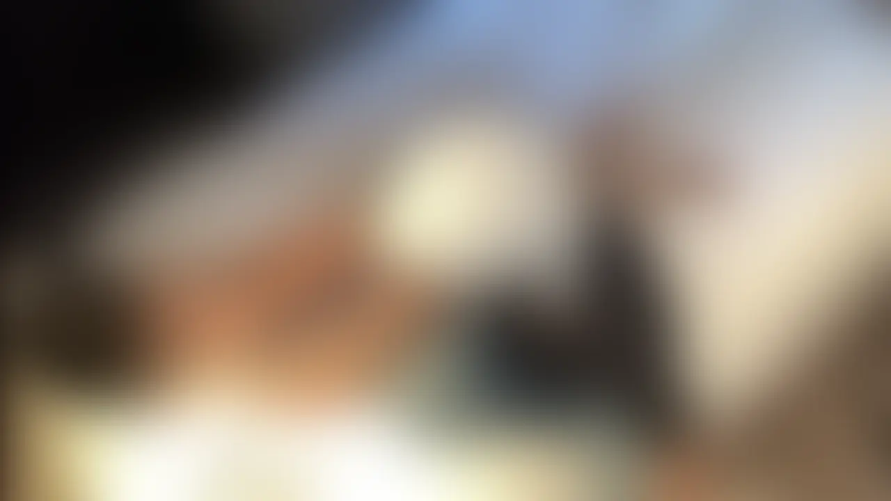 3Pが大好きな女子がいるという噂を聞いて会ってきました、ただ条件があって月に2回会えることと2回以上は射精できる男って感じの募集(彼氏側から)
※ドキュメントすぎて笑えないところもありますが裏垢らしい結末が待ってます
さて、話を戻して、、月に2回地方の子と会うのは厳しいけど、そのあたりは今後はぐらかすとして…笑 淫乱らしいので男としては興味がある
※後日談があって、この彼氏(正しくはセフレ)この女子を持て余してしまって誰かに渡してしまいたいと思惑があったようです
実際会ってみると女子の性癖のこじらせ具合が分かります😅
ちなみに彼と女子が会ったのこれが最後だったようで、この後マジで関係もこじらせていきます
男側からしてみたら、彼(セフレに対して)3Pしたいから男の人を用意してほしいって言う女、結構メンタル的に付き合っていけないって感じますよね、当の本人はそのあたり考えておらず、この日は3Pにのめり込み、最後はやられすぎてベッドから30分は立ち上がれない状態になってました
ーーー事前情報ーーー
・セックス中の途中で気を失うことが多いらしい
・絶頂に達すると白目むいて悦ぶ
・言葉責め、叩かれるのが好き
・会社の取引先のおじさんと致しちゃったこともある
・上司とも後輩とも
要はヤリマンなんですが、事前に会う前に話してると噂と違って本当に普通
あっちに行って「わたしそういうのイヤなんで」とか言ってきそうな感じに普通
ーーー動画詳細ーーー
・勝負下着履いたまま5分でおもらし
・電マでアホほどイク
・言葉攻めでめっちゃ興奮してる
・やっぱ白目むいた
・途中から痙攣イキ多数
・途中で記憶飛んでたらしい
・ゴム射した精子を口に出してごくんする変態
・事後30分足腰立たずベッドでイキ果ててた
※さらにこの後メシ食いに行ったんですけど「車に取りにいきたいものがある」といって1時間現れなかった、、車に座ったら動けなくなってしまって休んでたらしいんですが、それくらい全力なセックスを動画に収めれました
さて、セックスの相手をマッチングアプリとかSNSを使って探してるみたいですが相性がいい相手がなかなか見つからないみたい
(それでも1回でも会えたら男はラッキー?)
動画購入されるとサンクスメールに本人のアカウントIDが記載されているのでフォローしてみてください、多分DMも開放されてるんで口説くことも可能です!がんばってみてください! (2/2)