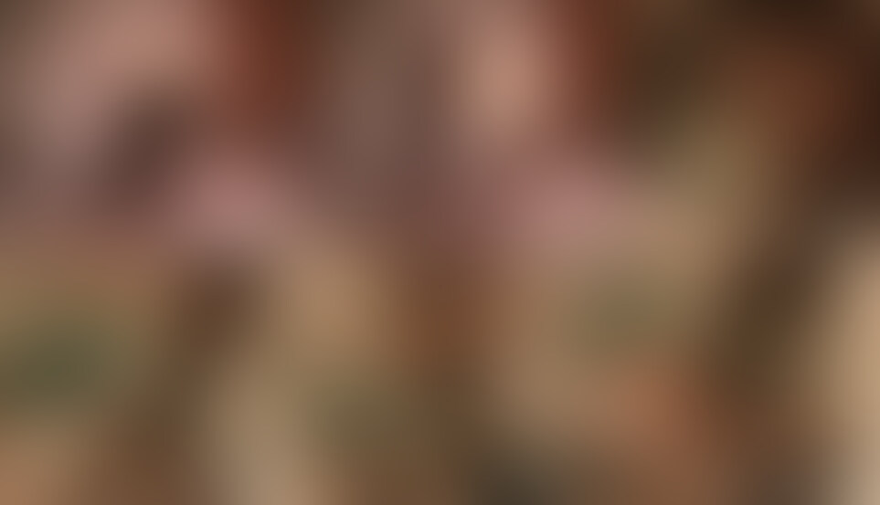 以前ご紹介した黒ギャルのレイナちゃんが手コキに挑戦した時の動画です。
この○○○は数回ハメ撮りしたのですが後半は私に恋愛感情抱き始め、別のコギャルとハメ撮りしたら嫉妬してたのでした。
呼び名も当初はレイナだったのですが別のコギャルがアイちゃんと言い、その○○○の名前で呼んで(?)と言い始め後半はアイちゃんになってます。
この手コキやってもらった時は既にハメ撮り中出し3発後だったので余裕だろっと思っていたのですが・・・。
何時もの生フェラから始まりペニスにローション垂らして手コキ開始。
私の気持ちよい場所知り尽くしてるので凄まじい攻撃をしてきます。
彼氏には生フェラもやってあげないのに私には奉仕してくれるので大感激ですが撮影となると別。
長く記録しようと頑張ったのですが・・・・・3分過ぎたあたりから敗北決定。
腰が引けてしまう程の強烈な刺激でペニスがヒクつき・・・レイナちゃんはソレが判ったみたいで非常に
楽しそう。
そしてとうとうペニスの先端から精液は噴出!レイナちゃん大喜び。
4発目なのに恥ずかしい量の精液がレイナちゃんのローションまみれの手に付着。
ローションとは明らかに違うネバっこい粘液を嬉しそうに見せ付けるレイナちゃん。
今回は固定カメラでの動画と手持ちカメラでの動画の2バージョンを1つにまとめて公開します。
嬉しそうなレイナちゃんのローションまみれの手に付着した精液が非常に卑猥です。 (2/2)