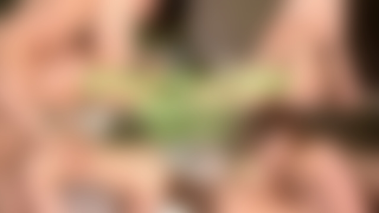 【1:27:00】昼下がりの麗しい人妻美女👩🏻

総集編 Vol.1＜横動画Ver.＞🎥

性生活が不満足で中イキできないまま人生終えたくないって藁をもすがる気持ちでヨッシーに開発依頼❤️

中イキ診断アンケートを回答してくれて、スコアリング結果を出したらかなりの高スコアで驚き😳

お会いしたらほぼ確実に中イキ確定案件だったけど、万が一のこともあるからしっかり座学していざベッドイン🛌

イチャ甘で耳や背中をソフトキス&フェザータッチで感度高めて、手マンでヨッシー式中イキのコツを伝えたら即イキ💨

そのまま続けたら絶叫しながらガクブルしてイキ狂う痴女に快楽堕ちしてた👍

その流れで正常位に展開して、乳首責め正常位が一番ヒットしてヤッてたらイクのがマジで止まらない😅💦

バックでも奥ガン突きして、女の子責めからのフェラ→騎乗位でイキ果ててたw

本動画の女性のように中イキしてベッドライフ充実させたい女性サポートしてます💗

投稿にいいねがたくさん付くとやる気が出てよりシコイ動画をアップしていきます🔥

※※※※※※※※※※※※※※
女性からは撮影、掲載の許諾を得ており、成人であることを確認しています。
※※※※※※※※※※※※※※ (2/2)