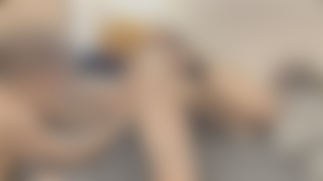 僕のパーカーを着てた先輩が可愛かったので、
バックからおもちゃで鬼イキさせました🥰
イヤだって言ってもやめないでガン攻めした結果、
何回もイク先輩が最高にたまんないです! (2/2)
