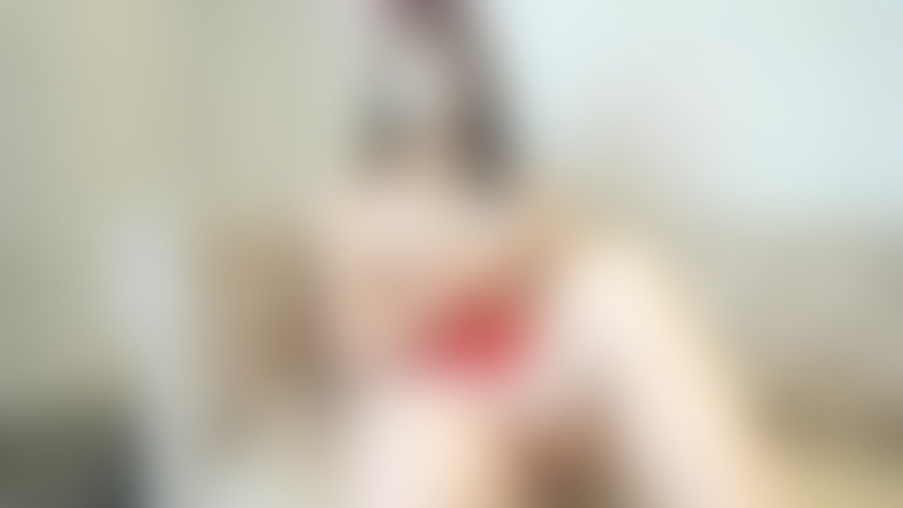 クリスマスイヴってことでサンタコス❤️
○○○乳出しながらおナニーする変態人妻😂
一緒に気持ちよくなってね❤️ (2/2)