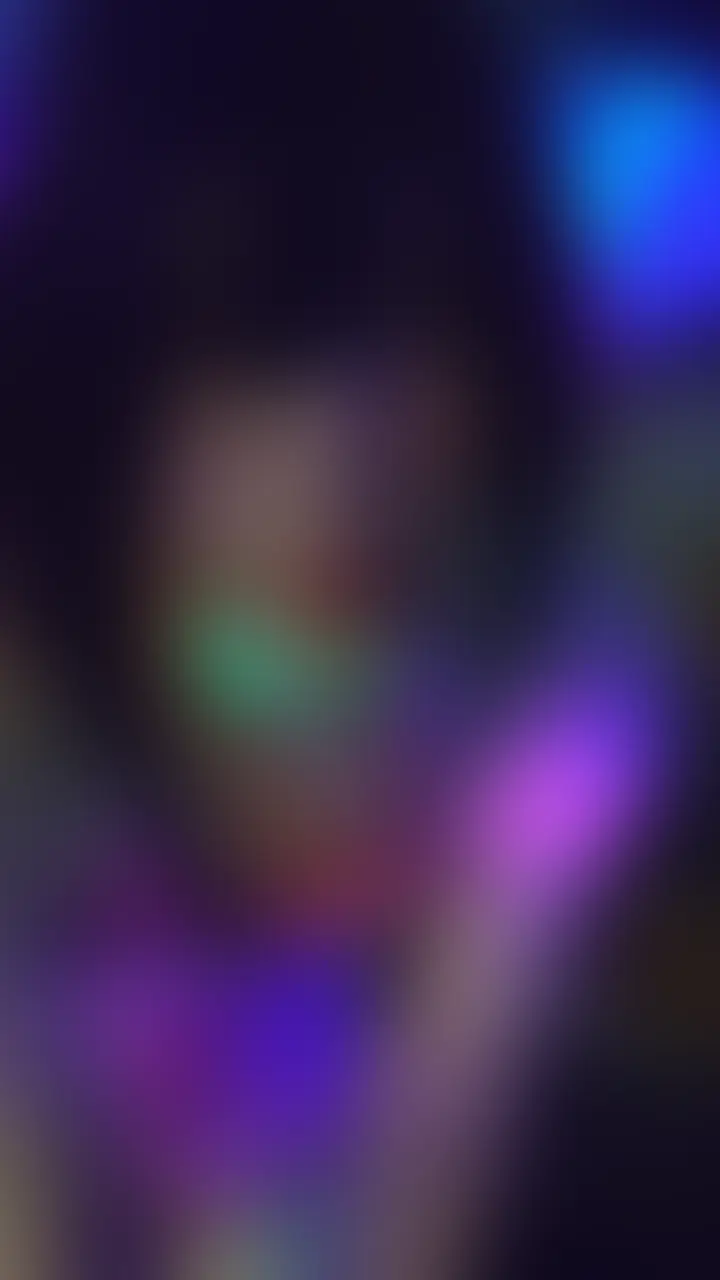ビキニ男の娘のローションまみれビンビンちんこシコシコパリピオナニー✨ (2/2)