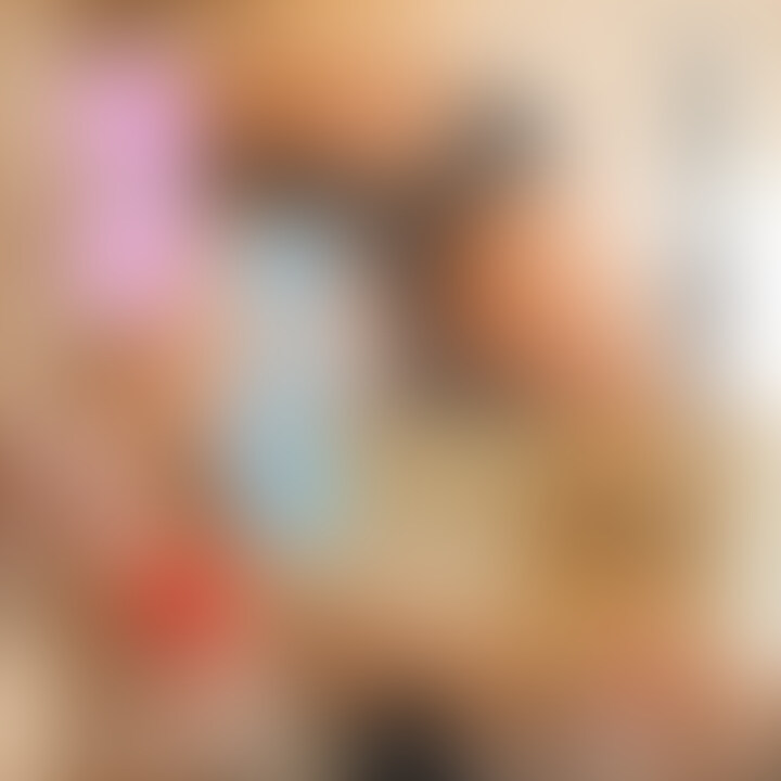 クンニのおもちゃ😻
早く舐めて…？ (2/2)
