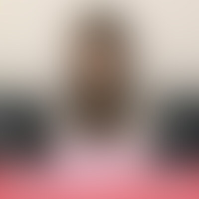 生々しくリアルな素人フェラが最高に興奮するパパ活系美女のフェラ。
艶のある髪、ホワイトニングされた歯、綺麗な化粧。
女性としての魅力が凝縮されたような美女によるフェラ動画です。
目の前に差し出されたチンチンを手コキでシコシコ‥
カタくなってきたところを舌先で焦らした後、パクり。
ッボ‥ッボ‥と一定のリズムを刻みながら肉棒を口いっぱいに頬張りピストン。
カメラ目線では彼女の可愛さが全面に押し出され最高の抜けるポイントかと思います。
派手さがあるフェラ動画ではありませんが、素人ならではの生々しいリアルなフェラは必見です。
是非ご覧下さい。 (2/2)