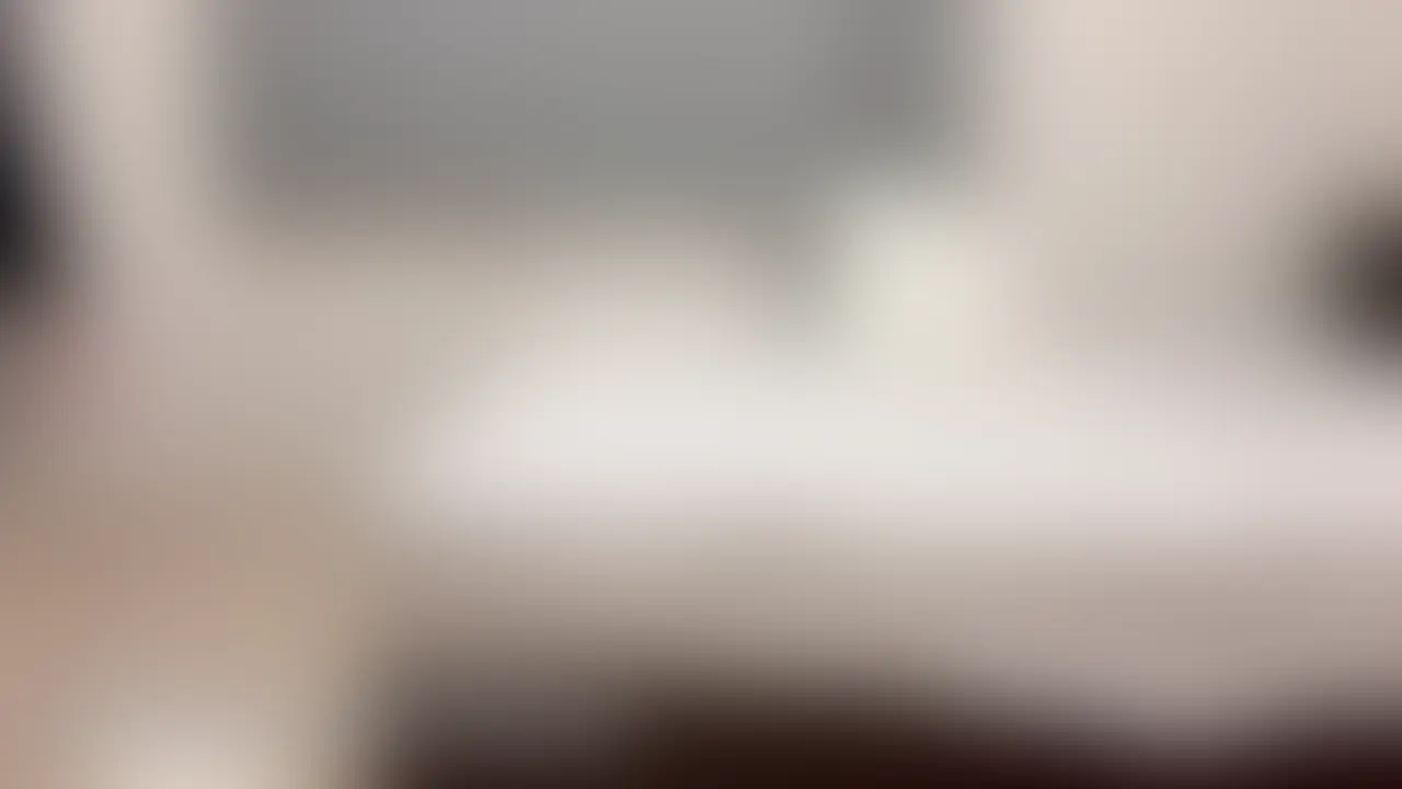 こんばんは🌙
アラサーぼっちOLのさおりです。
ノーパンってなんだかドキドキしちゃうよね🥺🩷
久しぶりに使うおもちゃでお潮いっぱい出してイキまくっちゃった…💕 (2/2)