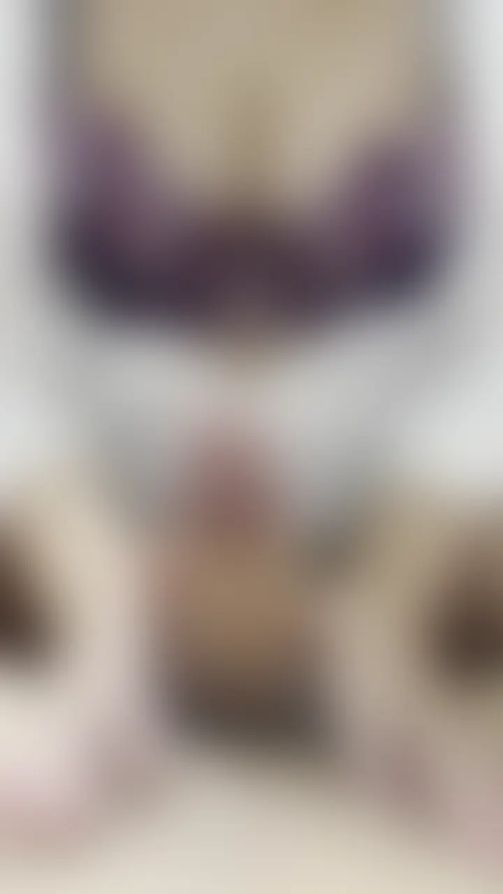 すぐイキそうになっちゃうダメちんぽを延々と寸止め♡
射精寸前の一番気持ちいい瞬間がずーっと続いて嬉しそう🥰 (2/2)