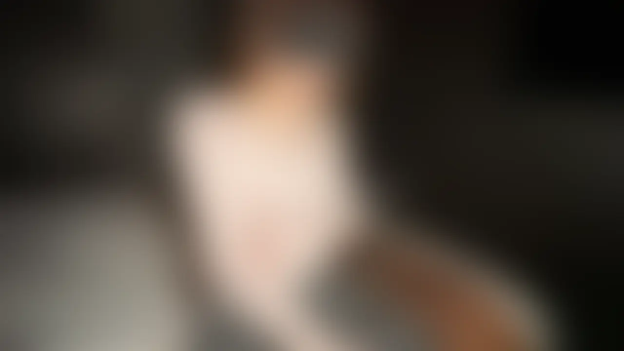 【経験は元カレくんだけの19歳ちゃんをイカせまくってみた】
過去の経験は一人だけ、とてもウブな大学生ちゃんがフォームに連絡くれました🫶
👧「セックスの気持ちよさがよくわからなくて、、、」
初めてのオフパコ、おもちゃ、目隠し、中イキに戸惑ってるのかわいすぎたよね笑 (2/2)