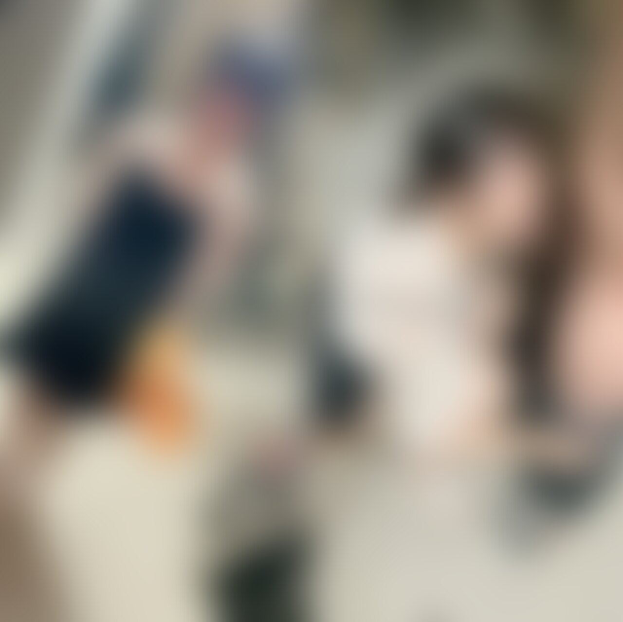 パチ屋近くを歩いていた、がく生に声をかけてパチ屋の駐輪場でフェラしてもらい口内発射したwww
タイトルの通りですwww
以前ここのパチ屋で声変えたギャルに、チャリ置き場でぶっかけた時の映像が大好評だったので、
この辺をぷらぷらしていたらちょうどいい感じの女の子が歩きスマホをしていたんで声かけてみたらノッてきたので、
パチ屋のチャリ置き場に移動して抜いてもらいましたwww (2/2)