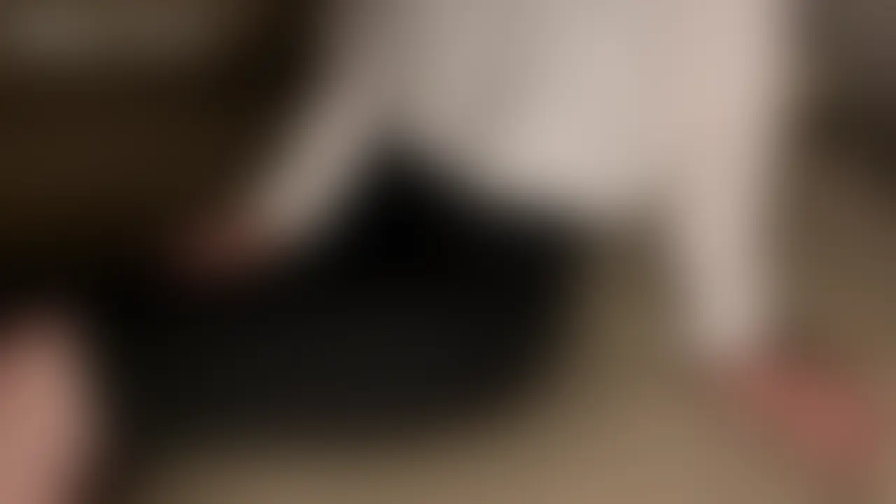 一緒に帰宅して玄関にはいった瞬間にすぐにはじめちゃうの好き。そんな妄想しながら、帰宅後すぐにはじめちゃいました。
指でイったあと、ディルド挿入しました。
今日は指でイった前半を、、、後半は明日投稿します💗
(続きはここです→ https://myfans.jp/posts/3135fb68-f9b9-4af8-b799-6cd765152bb7 )
音量の差が大きいので、気をつけてください🎧
今夜もメッセージ読ませていただいて、いつもより興奮してます😈💓💓💓そしていつもよりしゃべってます😳でも何を言ってるのか聞き取りにくいかもしれないです😣💦 (2/2)