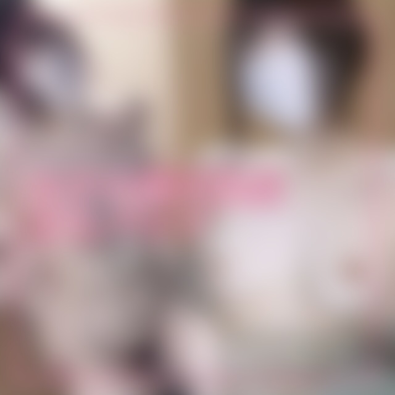 はじめに「いいね♡」を押してから見て頂けると嬉しいです❣️
今回はホテルの露天風呂でいちゃいちゃえっち😆💕
ハル君がマッサージしてくれてリラックスしたところでおっぱい責めされてえっちな気分に….笑
その後は指や口で愛撫されて立ちバックで後ろから挿入🥰
初めて立って前からも入れられちゃた〜😂
でも最近、後ろから突かれるの弱くてすぐいっちゃうんですよね🥺💕
今回も一緒にいっぱい気持ちよくなりましょうね🥺💕
いいね💕感想コメント💕リクエスト💕お待ちしてます💕 (2/2)