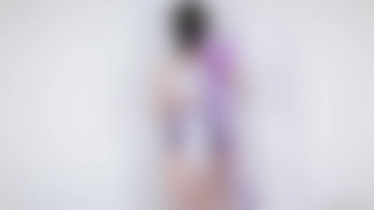 競泳水着 CSS32
カメラアングル】
基本浮き輪全体と女優さんが映る画角でお願いします
一部だけ、少しズームしていただければと思います
【台本】
浮き輪で疑似的な自慰行為みたいな雰囲気もあればと思います
※撮影中の基本浮き輪の向きは、可能な限りなるべく絵柄映る方向でお願いします
(1)
浮き輪と女優さんを撮影します (約15秒) 【ここまでで 15秒】
浮き輪を袋から取り出す出す動作とかでもOKです
(2)
空気が入っていない状態から
浮き輪の(1番目)の内部の空気室のみを
女優さんに口で膨らましてもらいます
膨らまし初め (浮き輪と口元を 約20秒)【ここまでで 35秒】
膨らまし終わり?空気栓を閉じるまで (浮き輪と口元を 約30秒)【ここまでで 1分5秒】
膨らます際、女優さんが口で膨らませる限界まで
パンパンになるまで膨らまして下さい
がんばって膨らませている感があれば尚良いかと思います
(基本、膨らませる際は、毎回限界まで膨らませて下さい)
(3)
(浮き輪の絵柄を上向きに)
浮き輪を床に置いた状態で
女優さんに内部の空気室の部分に
女の子座りで股で乗って少し動いてください(約90秒)【ここまでで 2分35秒】
(騎乗位のような感じで、またがり、体重をかける感じで
前後や上下にゆっくり動き疑似的な自慰行為をする雰囲気です)
可能であれば声とか出していただければと思います
20分42秒 (2/2)