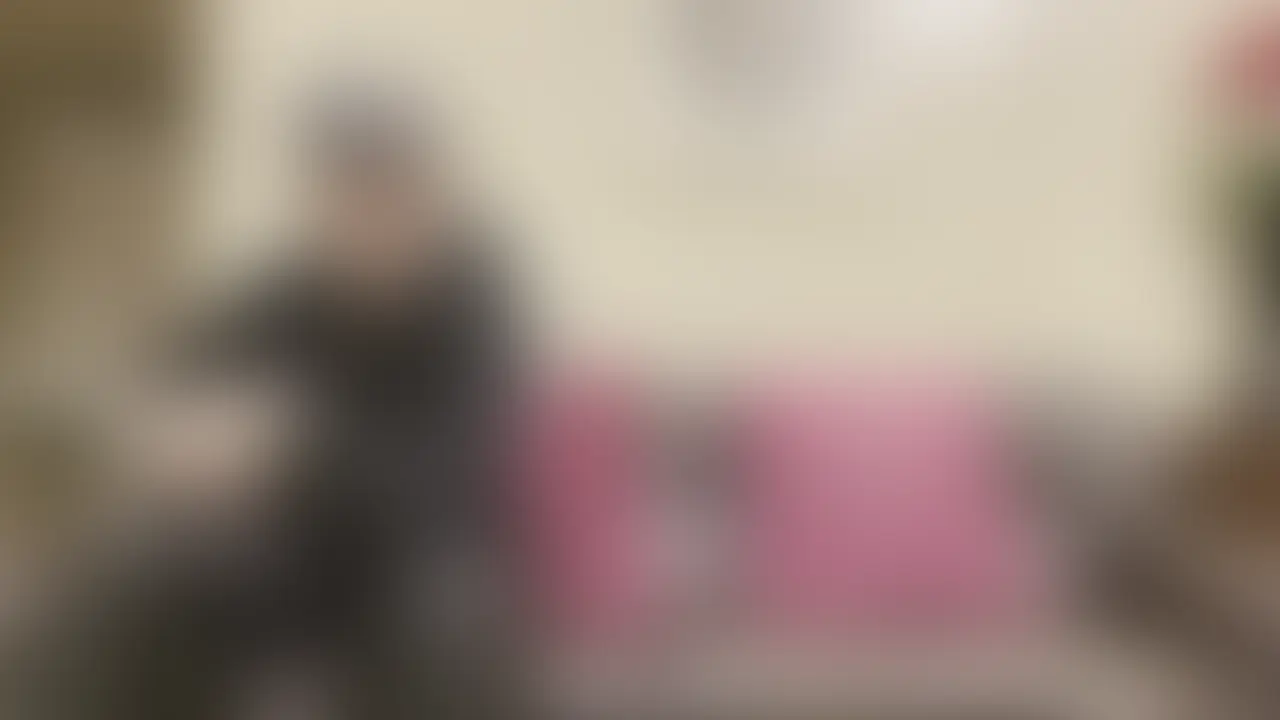 男に興味があるというノンケ君から連絡があり、会うことに。。なんとパンツを下ろしたら、28cmの鰻のような、ちんこが... sample 1