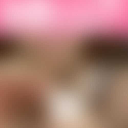 あやちゃんが包茎おちんちんのいじり方を
教えてくれる!
根元からぎゅって抑えてから余った皮に
唾液を垂らして指を入れてクチュクチュする。
こんなの反則だぁ (2/2)
