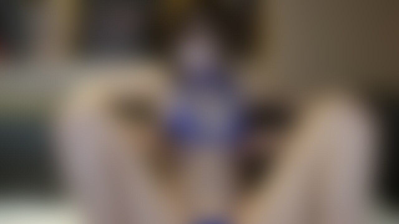 久しぶりのドリルバイブです🥺
前から後ろから…
ピストンマシンとは全然違って、本当にあそこ壊れるくらい衝撃くるんだよね🥺
でも気持ちいいの💦
ズボズボ入ってるの丸見えなので是非みてね💓 (2/2)