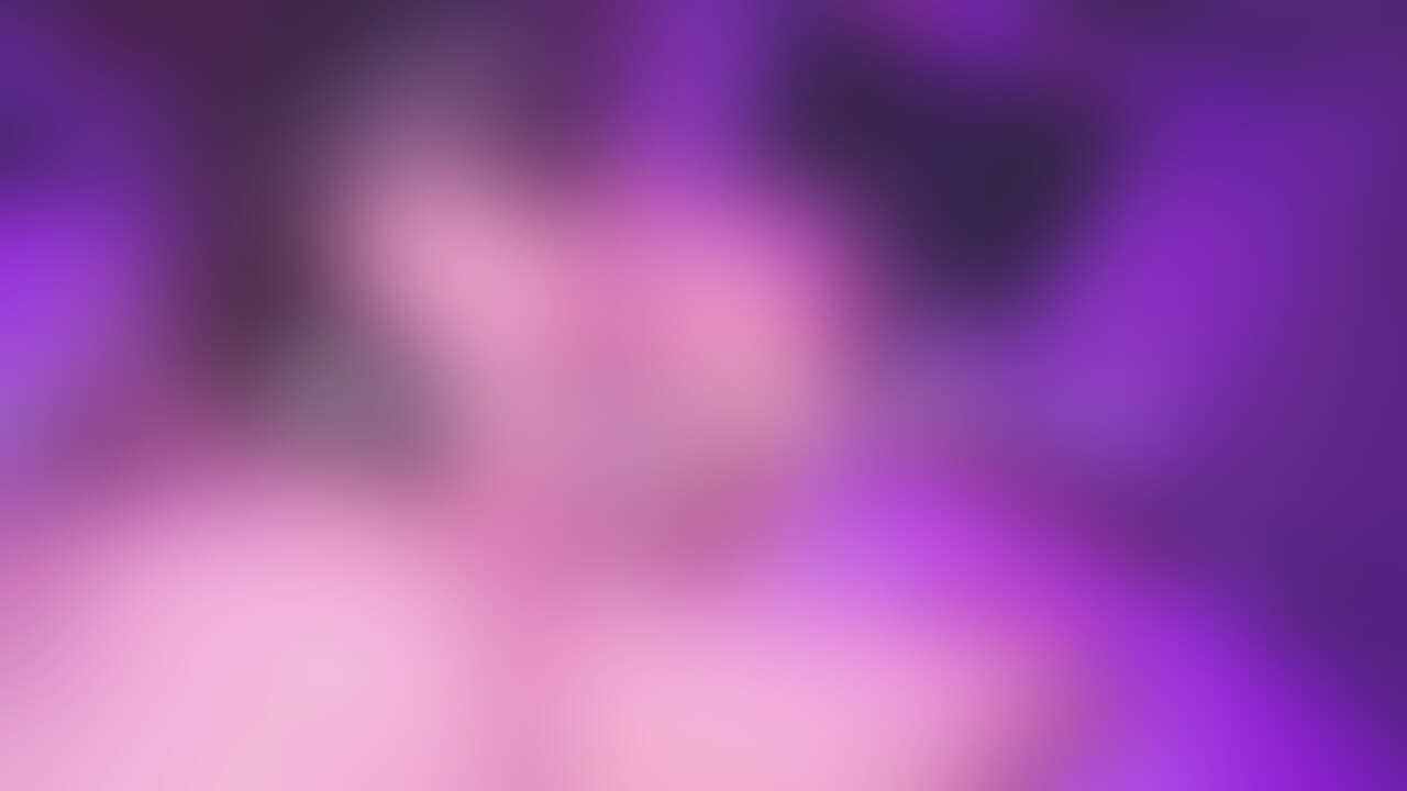 どんな風に舐められるのが好きですか？🥰

コメントで教えてください♥ (2/2)