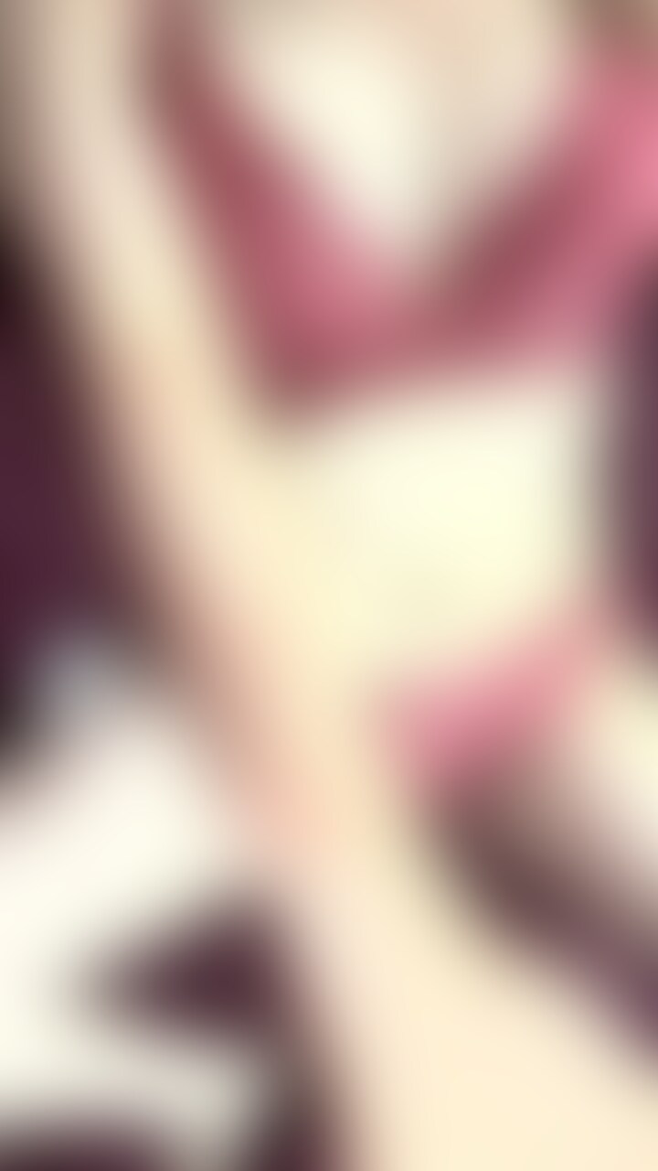 オナニー動画を送るように命令すると、旦那さんがお風呂に入っているスキに撮影して送ってきます。完全にエロ脳に○○○されてる人妻セリナさん。 (2/2)