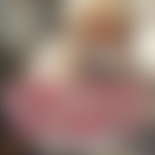 女子大生が大好きな男。
彼女に懇願しオナニーを
見てもらうことに。
しかし女子大生に
「暇じゃないから10秒ね」と
言われ10カウントが始まる。
限られた時間に男は
むさぼるようにちんぽをシゴき出す。
男がMだと知ると
「くっせーちんぽからくっせー精子出せ!」
「罵られてボッキとかマジ死んだほうがいい」と
大笑いされるなど罵倒は続く。
女子大生の罵倒カウントダウンで
M男はアッと言う間に射精してしまう!
※自分のイチモツを罵倒されたい。
射精するタイミングさえも
女性に決めてもらいたい
M男性にオススメの作品です。
どんどん新作動画を公開していきます!
サンプルを気に入りましたら
「いいね!」「フォロー」「入部」をお願いします! (2/2)