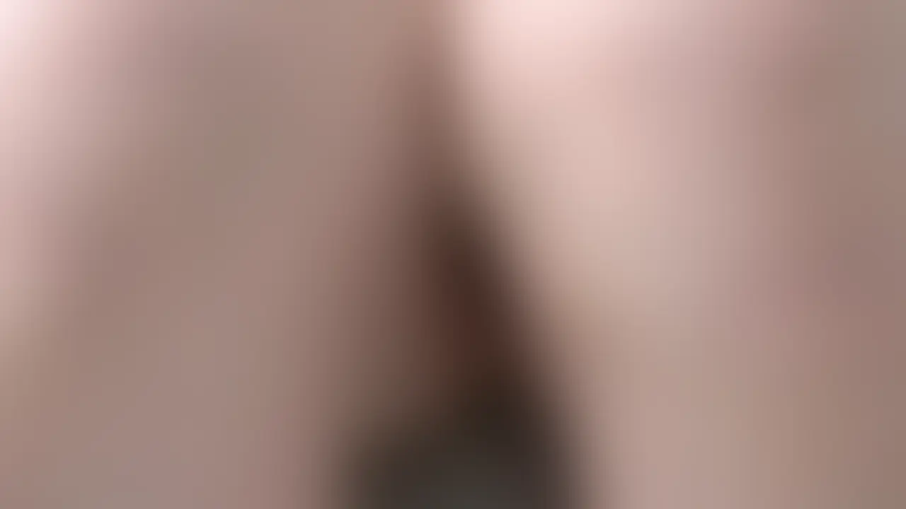 こんばんは、ひなです♡
今回はガラスのディルドでしてるところを
超超ドアップで撮ってみちゃいました...//
すっごい近すぎて
ズボズボしてるところが丸見えになっちゃってます🫣
ひなの大事なところをアップで
見たいって人は是非見てみてね♡ (2/2)