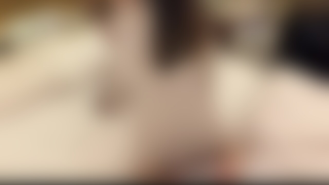 クリスマスにバイト先の○○○と生ハメセックスー前編ー
Pornhubに初めて投稿した動画です🫣💖
彼氏に、クリスマスどこか行きたい?って聞かれて
一番に頭に浮かんできたのがラブホテル😂
クリスマスはホテルでいっぱいしたいっていう私の願い事を彼氏サンタに叶えてもらいました。。。
こちらの動画は前編です!
後編とも合わせてお楽しみください😊💕 (2/2)