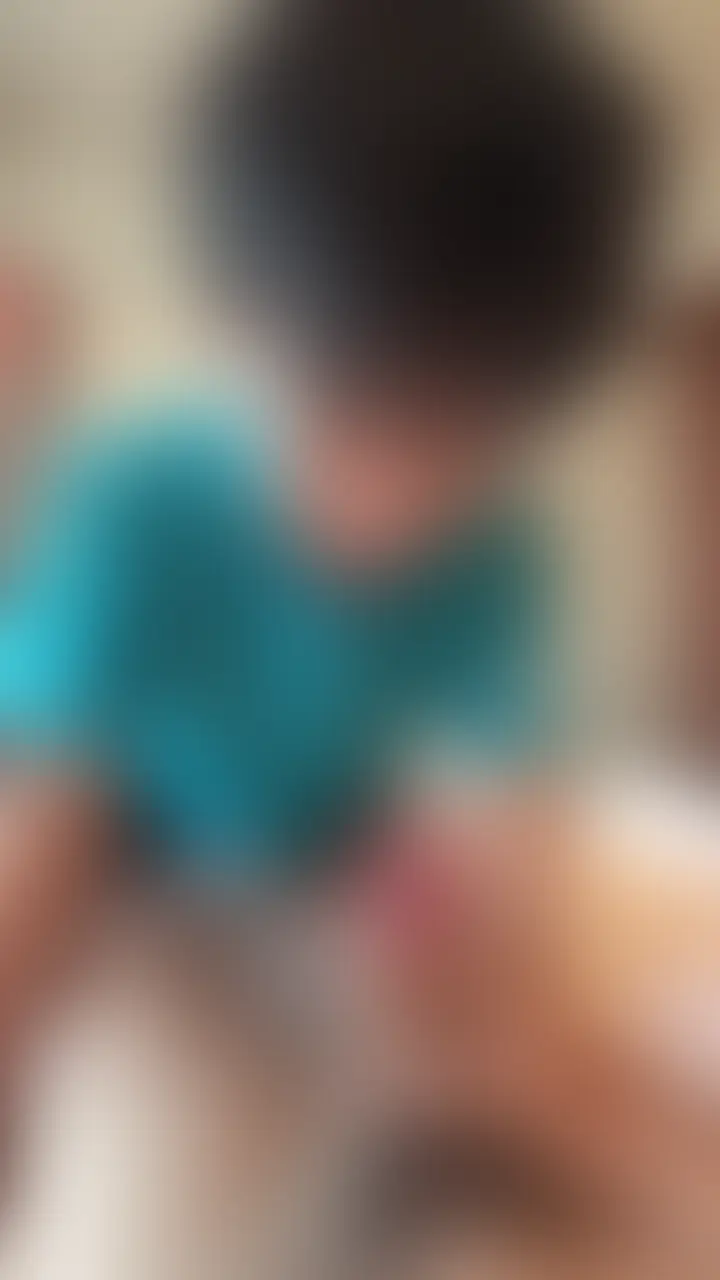 顔出し！合宿で5日溜めた精子を18歳テニス部に顔射！ sample 1
