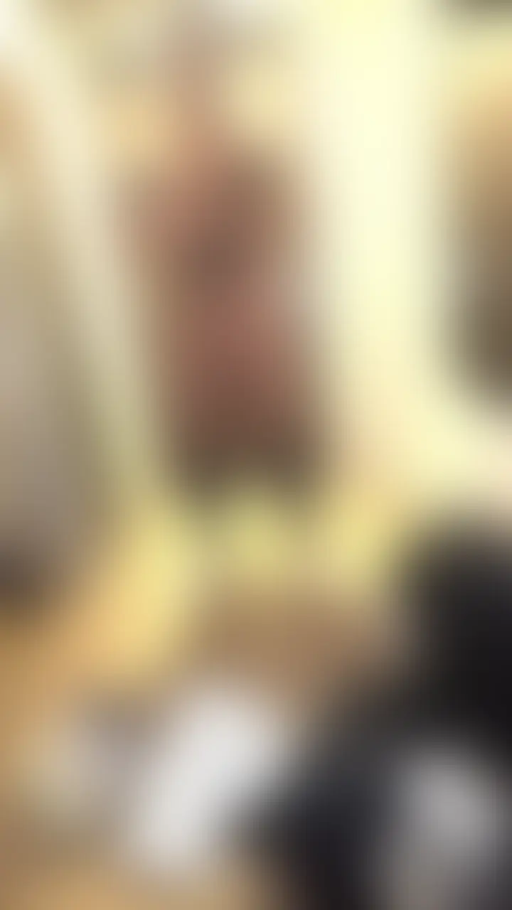 ホテルに呼び出された球児。 sample 1
