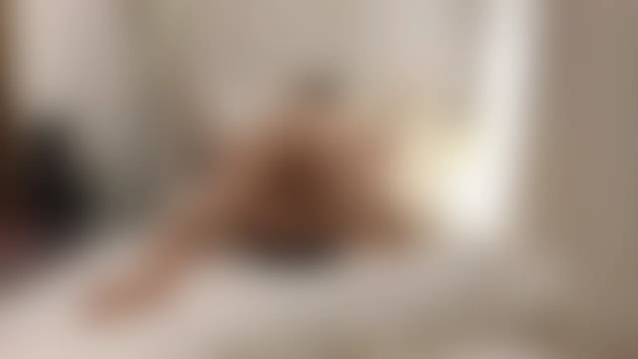 フルVer. おうちのベッドで正常位の体勢で、お尻を抱えながらまりあの奥に打ちつけるような激しいピストン♡真後ろからの挿入部分丸見えアングルがエロすぎる別角度動画💓
Full ver. In missionary position, holding her hips while thrusting deep inside Maria with intense piston strokes♡ A different angle video showing the insertion point clearly💓
【SNSアカウント✨】
・X(Twitter)🐦
あおまりカップル
twitter.com/am_couple117
まりあ個人アカウント
twitter.com/maria___ph
・Instagram🌸
instagram.com/aoimaria117 (2/2)