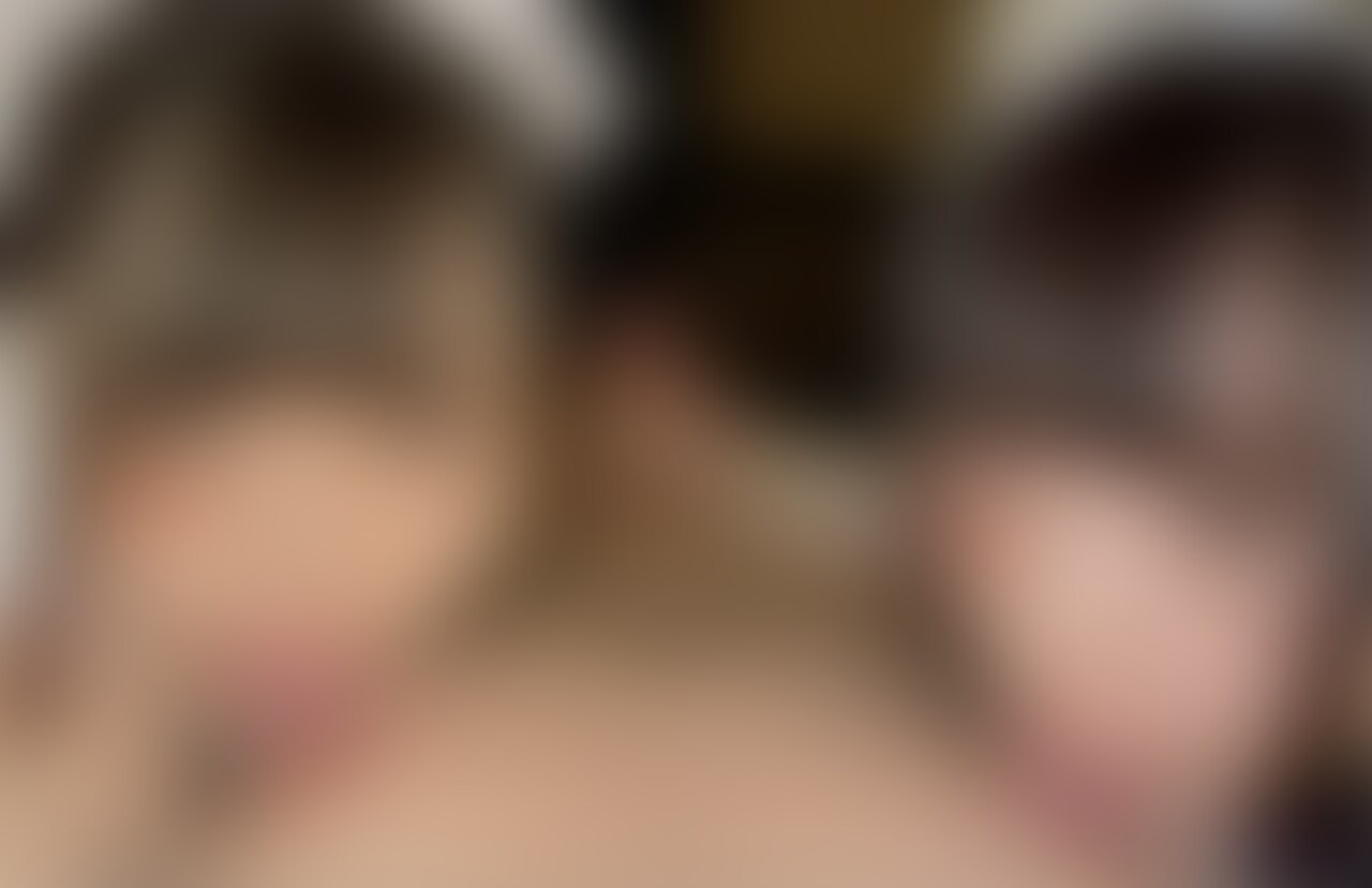完全顔出し美女抜きどころ厳選‼️
ハッピーハロウィン🎃その①
ゾンビメイドちゃん2人と逆3Pのハーレムパーティ🦇🎂
顔面が強すぎる上身体がエロすぎるため、そんなもんすぐ出ちゃいます💔💦
Ecup/150cm/40kg
Ccup/152cm/42kg
ラストは盛大に中出しで終了❤️🔥 (2/2)