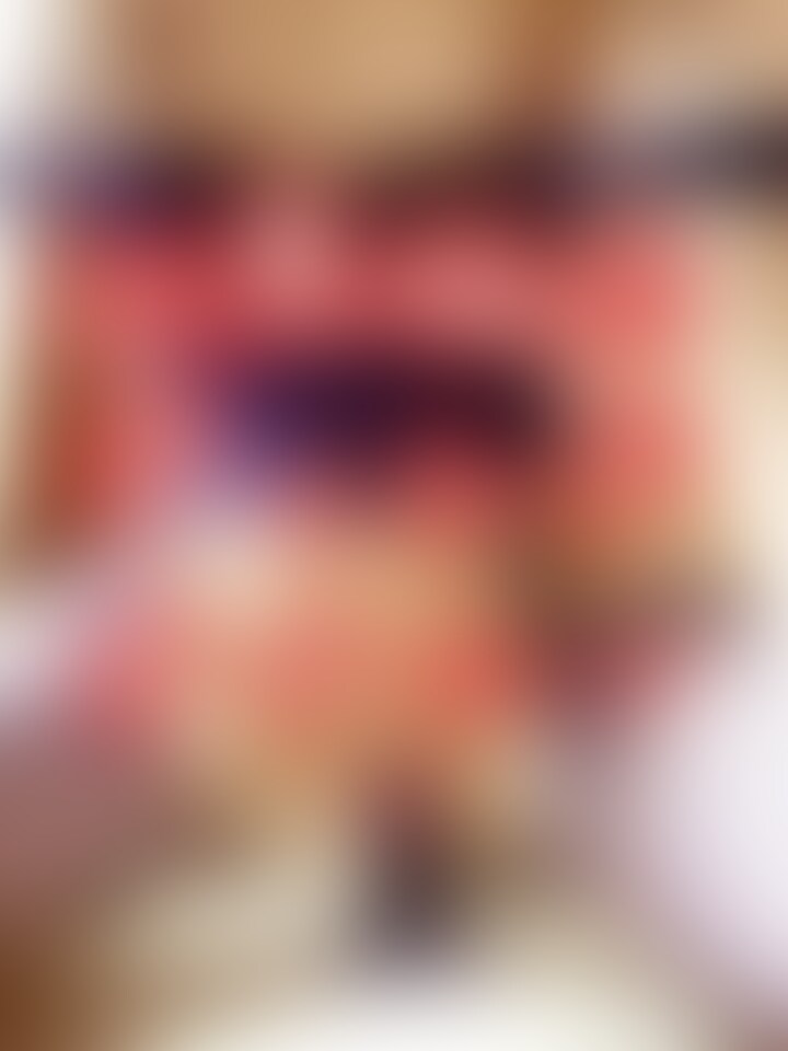 Hなコスのオナニー動画ラストです
凶悪ディルドが奥まで入ってます、メリメリ音がしそうな太さだけど委託ないし、むしろヤバいくらい気持ちいい (2/2)