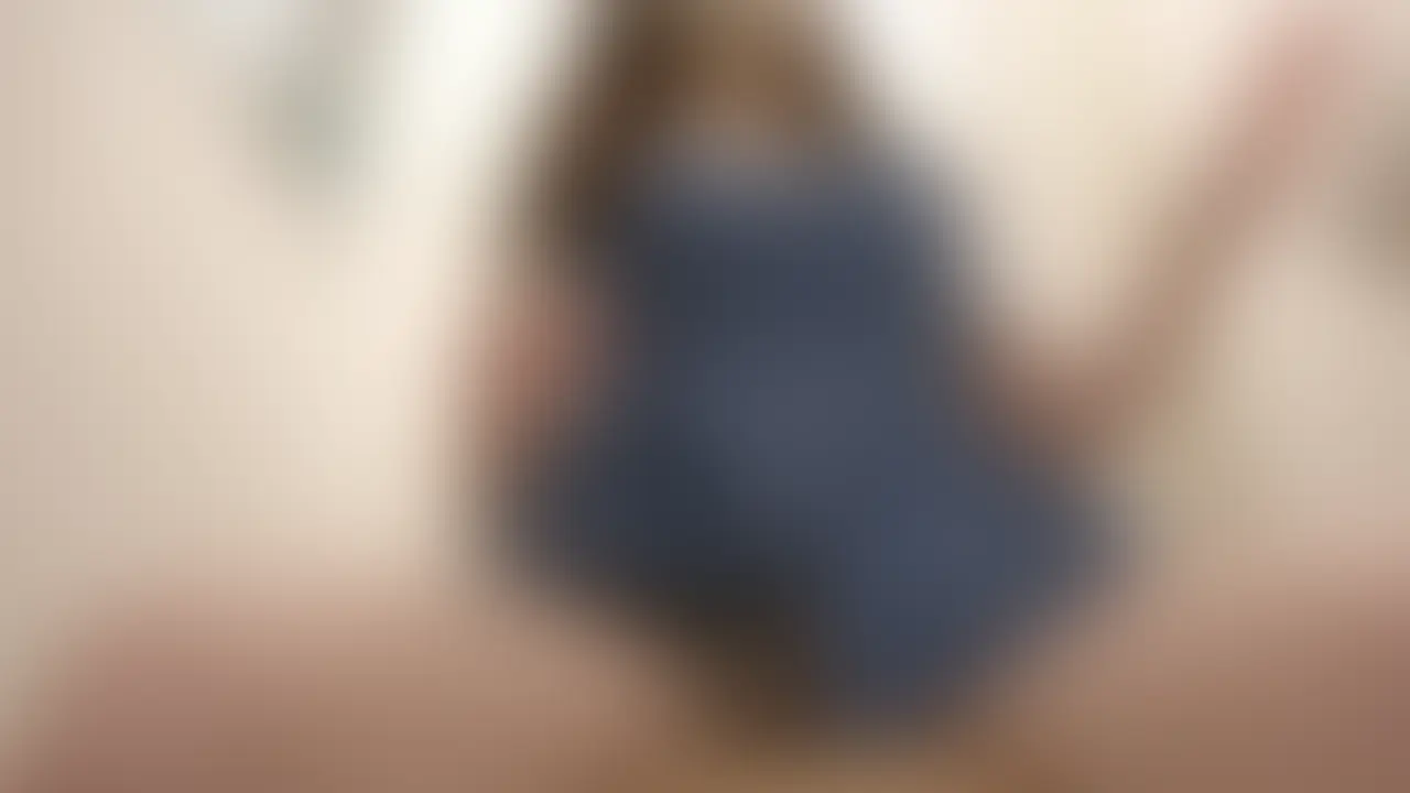 女子大生(21歳)トイレで電マ。
とにかく可愛い。
色白で美乳。
あえぎ声も良い。
何よりえろい。
セックスの時はもっとえろいんだろうと勝手に想像させてくれるモデルさん。 (2/2)