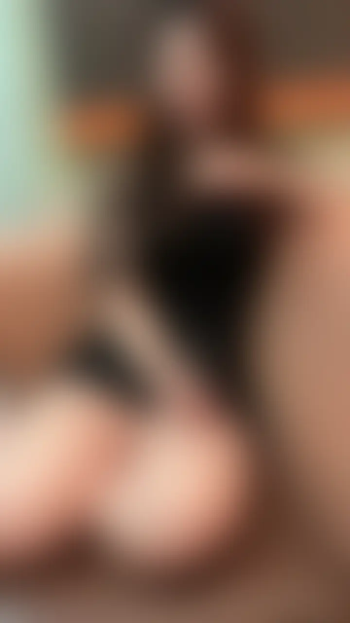 🐳総集編🐳（口元ぼかし）旦那とSEX終わりに呼び出された変態人妻りさ
 すでに部下とのSEXで電マを使われて目がトロンとした状態でさらに追い討ちSEX
 得意のジュポンフェラからイラマ潮吹き🐳
 自ら中出しを求める部下の変態人妻をご堪能ください
※こちらは全体ぼかし無し口元ぼかしです。 (2/2)