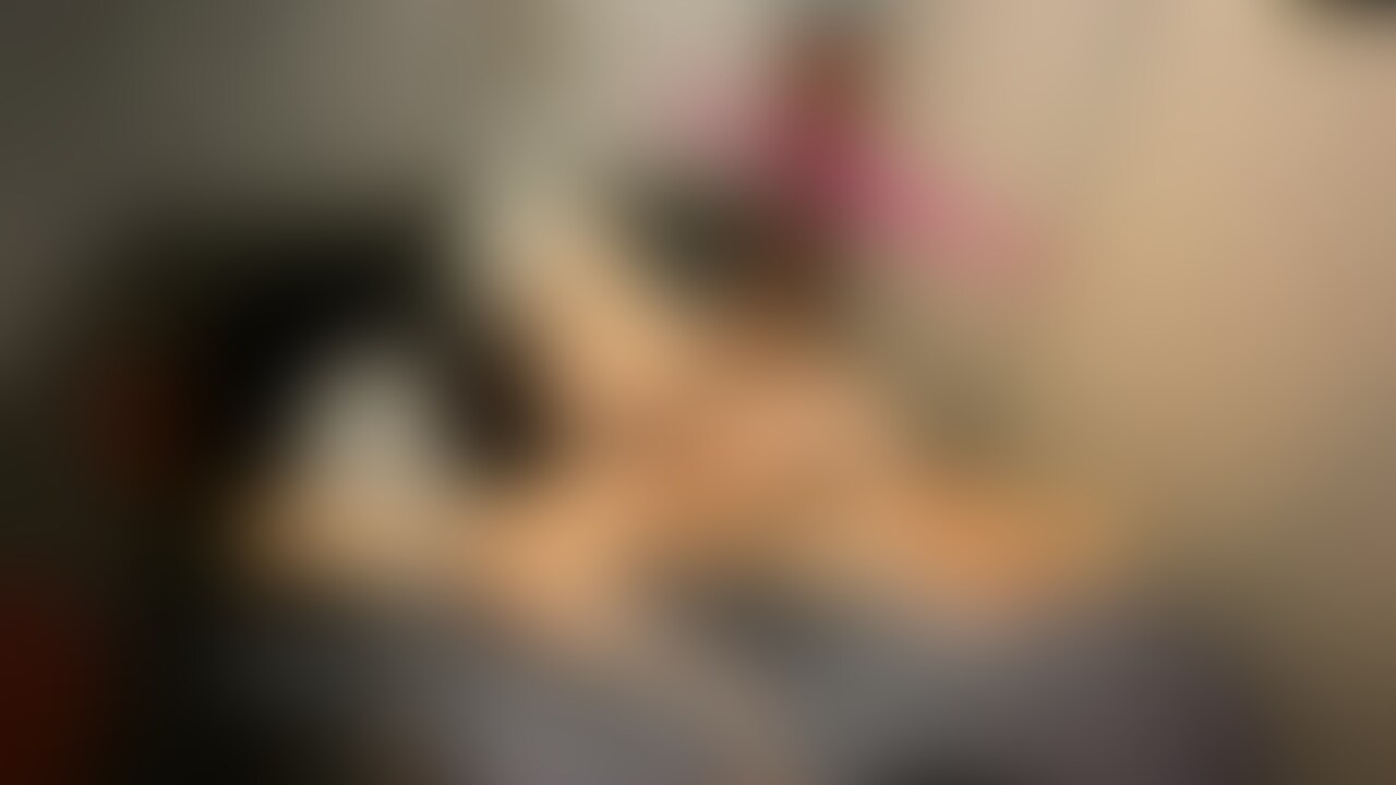 プライベートでのセックスを勝手に撮影しちゃいました😊
後から驚いていました🤣
人妻の背面からのエッチてリアルなセックスです❤️ (2/2)
