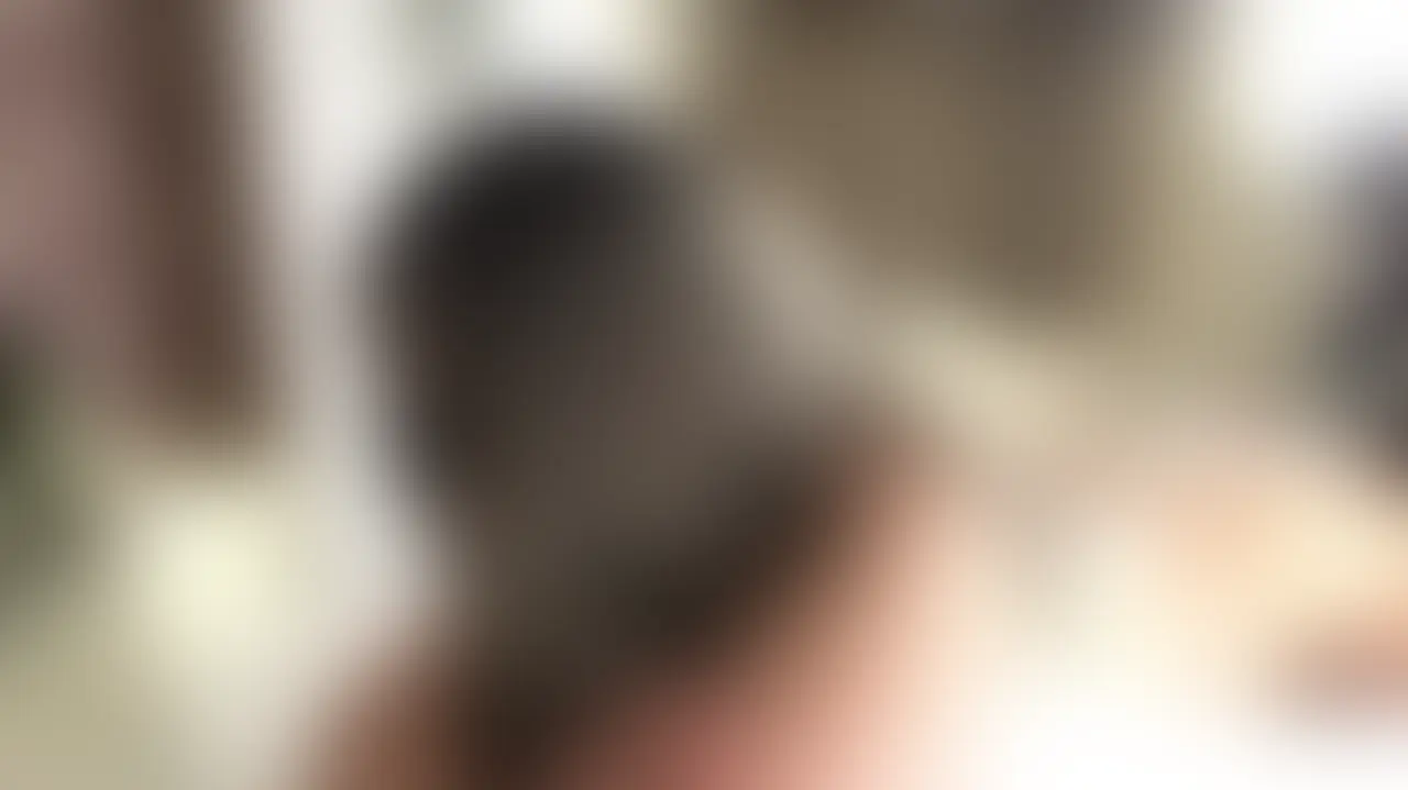 前回アップした動画のだんなちゃんのお顔アップバージョンです💋
ペニバンでアナルじゅぽじゅぽ🍌💓
雑魚穴メスイキSEX💕 (2/2)
