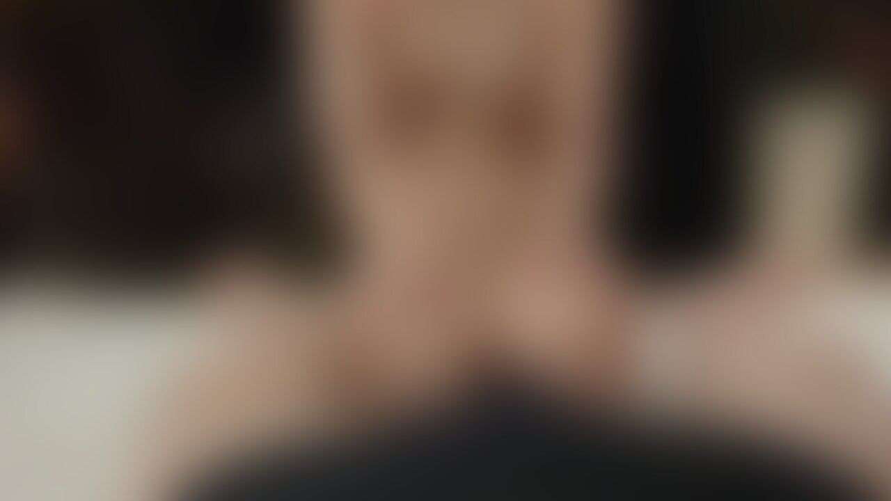 パンツの上からさわさわぺろぺろしてから脱がしてフェラ♡ (2/2)