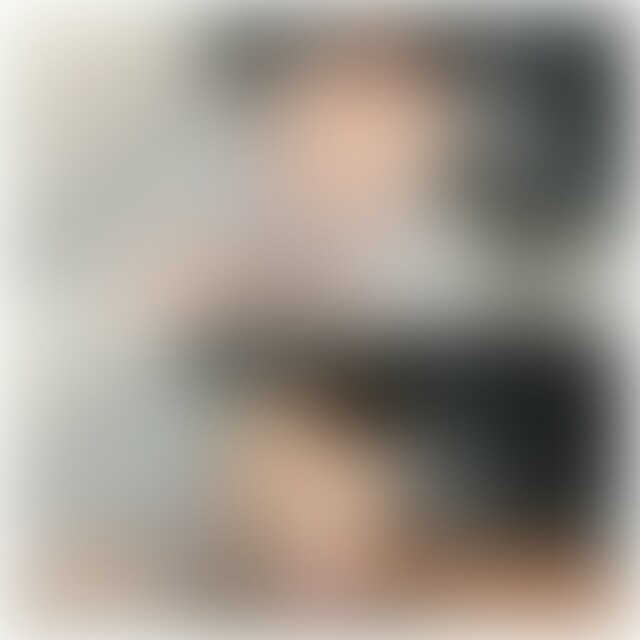 ガチで昔からの友人の女の子ですww
めずらしく暇だと連絡が来たんですが、その時は僕が会社で居残りで仕事をしていたのでタクシーで僕の勤務する会社まで来てもらいましたw
最初は、普通に昔話などをして和んでましたw
この女の子は昔からめちゃくちゃノリが良い子で、たまに勝手におっぱい揉んだりしてましたw
しばらくして僕の仕事を終え、この後2人でご飯行こうと言う話だったんですがノリで
「今日のご飯代全部俺がおごるから少しだけでいいからフェラしてwww」と言ってみたところ
「まーじで?w えー…」とまんざらでもない感じだったんで、僕が会社に隠しているコスプレ制服に着替えるよう言ってみたら恥ずかしながらも着替えてくれましたw
制服を着ていてもわかる位、おっぱいが大きいですねww
女の子が携帯をいじってる間、スカートをめくったり、いろいろお遊びさせてもらってますw
とりあえず制服を脱がせてブラジャーを外してみますw
2人ともめちゃくちゃ爆笑してますww
そのままノリで、僕がソファーに乗りズボンを脱いでみましたww
女の子はめちゃくちゃ爆笑してますww
そのまま手を引っ張り、僕のちんoを触らせてみましたww
そしてそのままフェラさせちゃいますww
意外としっかり舐めてくれて、しかもフェラがすごく上手です笑
その後もおっぱいを触って遊んでみたりしてますw
完全に友達の領域を超えてますねww
「ちょ!!笑自分でシコるからおっぱいかけていい?www」
「もー勝手にして!笑はやくご飯いこ!w」
そう言う会話をしながら僕は女の子の身体を見ながらシコって最後は胸にぶっかけてますwww
終わった後も、お互いめちゃくちゃ爆笑で、この後は2人で仲良くご飯いきましたwww (2/2)
