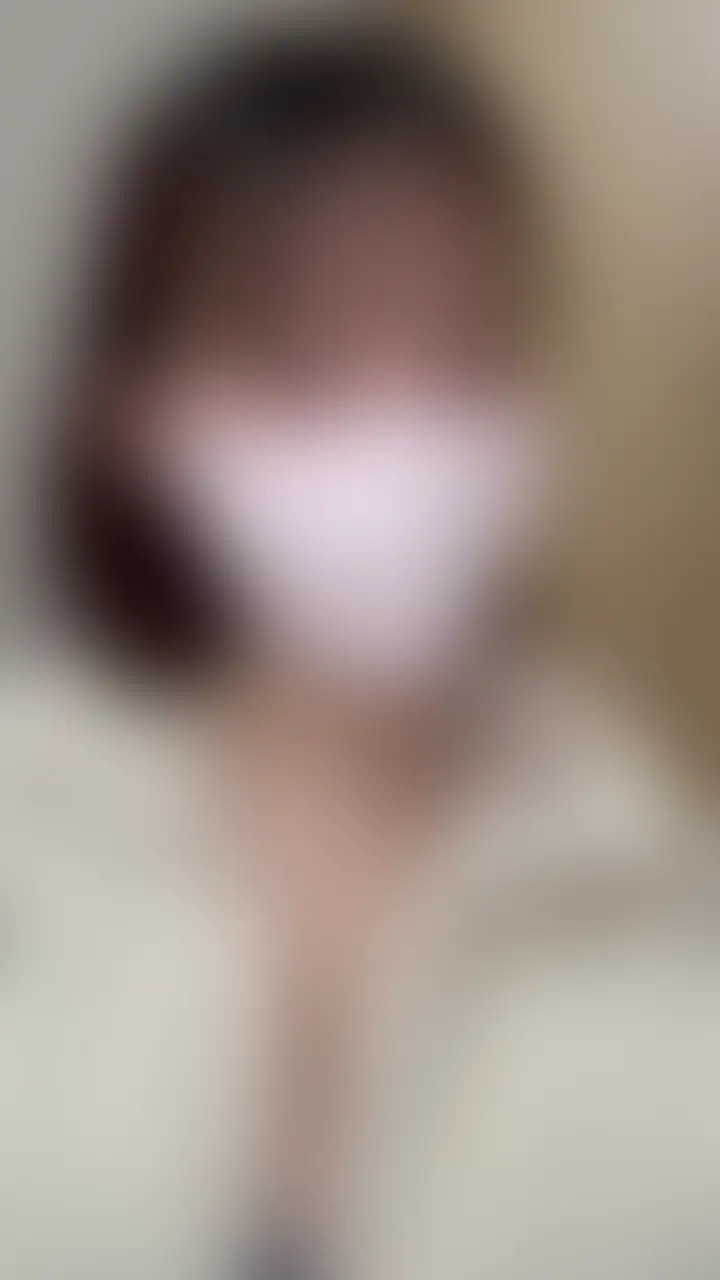 ロイヤルハニー×ピザ＝絶頂❣️
みなさーん.../
ロイヤルハニー知ってますか？？
普通のハチミツじゃないんです(￣▽￣) (2/2)